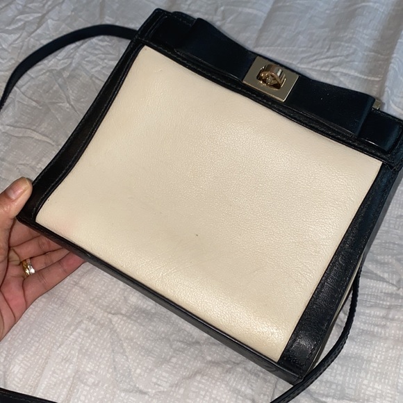 Kate Spade sling bag - Picture 8 of 8